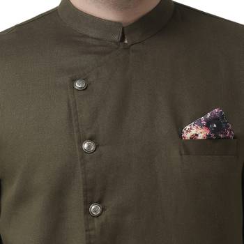 Green Plain Cotton Men Kurtas 5