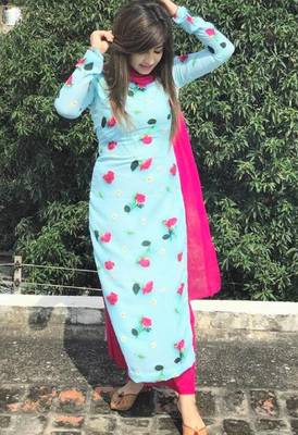 Green printed Rayon ethnic kurtis 1