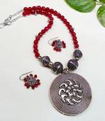 Maroon agate necklaces