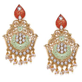 Gold pearl earrings 1