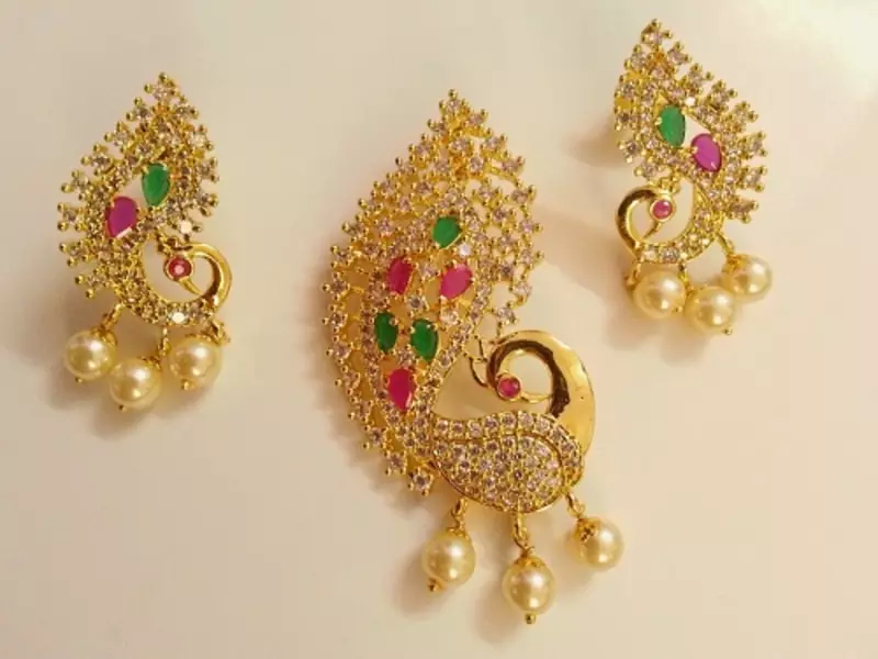 Multi Color Peacock Pendant Set