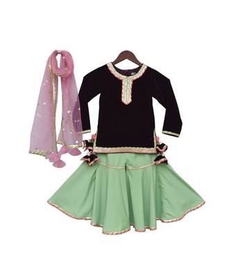 Burgundy Velvet Embroidered Sharara Set 3