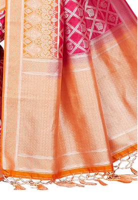 Pink printed art silk saree with blouse 4
