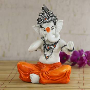 Lord Ganesha Singing Song Decorative Showpiece 1