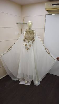White Zari Work Chiffon Polyester Islamic Party Wear Festive Kaftan Farasha 1