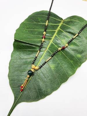 Women'S Pride Mangalsutra Gold Plated Green Stone Pendant Latkan Multicolor Black Beads Single Line Layer Short Necklace 2