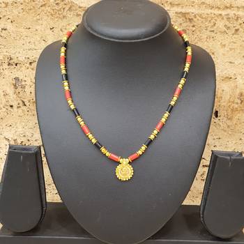 Women'S Pride Mangalsutra Gold Plated Laxmi Coin Pendant Blue Orange Beads Single Line Layer Short Mangalsutra Necklace 3