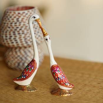 Loving Swan Couple White Meenakari Figurine 1