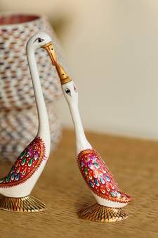 Loving Swan Couple White Meenakari Figurine