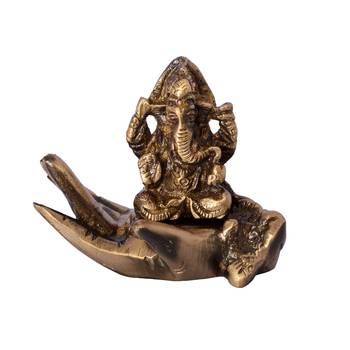 Brass Antique Finish Lord Ganesha On Palm 1