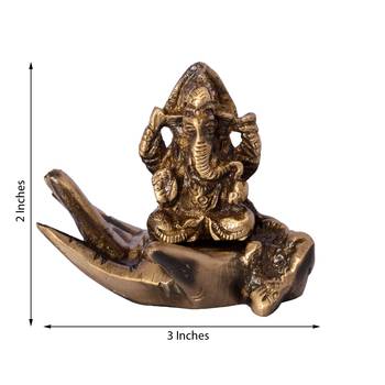 Brass Antique Finish Lord Ganesha On Palm 2