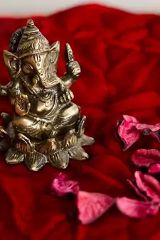 Antique Finish Brass Laxmi Ganesha on Lotus