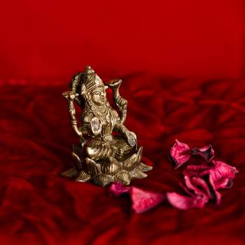 Antique Finish Brass Laxmi Ganesha on Lotus 3