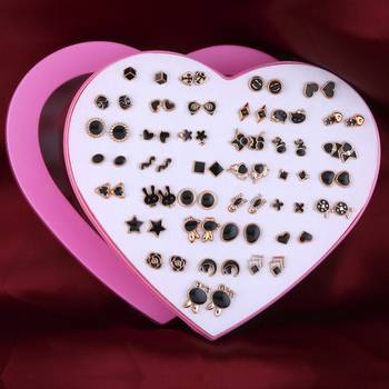 Black Earrings 1