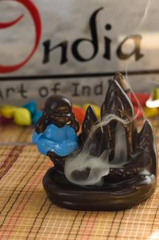 Meditating Monk Buddha Smoke Fountain with 10 Backflow Cone Decorative Incense Holder