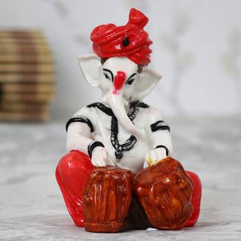 Lord Ganesha playing Tabla 1