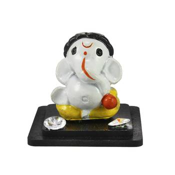 Decorative Lord Ganesha Showpiece for Car Dashboard, Home Temple and Office Desks 2