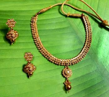 Ivory Agate Necklaces 1