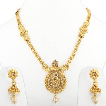 Gold jewellery 2