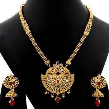 Gold Jewellery 1