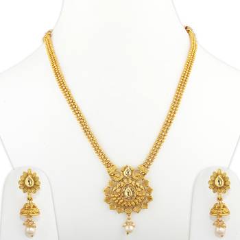 Gold jewellery 2