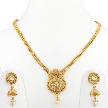 Gold jewellery 2