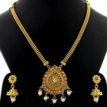 Gold Jewellery 1