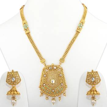 Gold jewellery 2