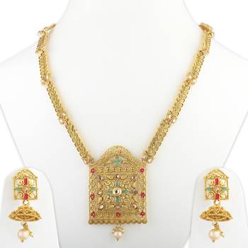 Gold jewellery 2