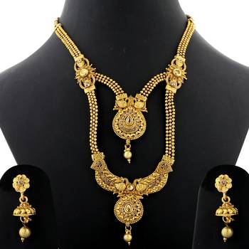 Gold jewellery 1