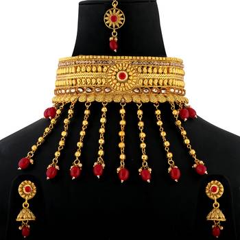 Gold chokers 1