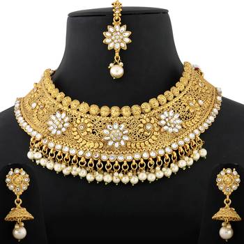 Gold Chokers 1