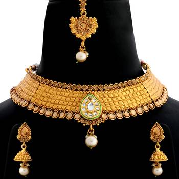 Gold Chokers 1
