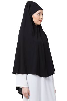 Black Plain Jersey Hijab 2