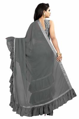 Grey plain georgette saree with blouse 3