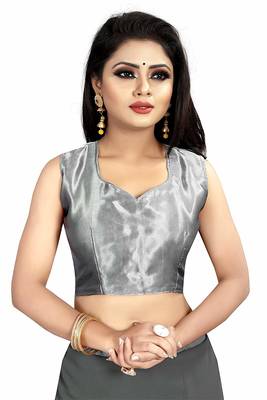 Grey plain georgette saree with blouse 5