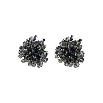 Black earrings 2