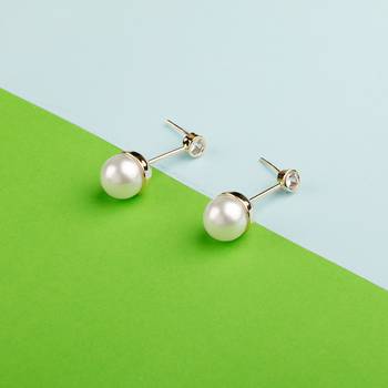 Gold Earrings 1