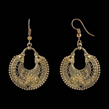 Gold Earrings 3