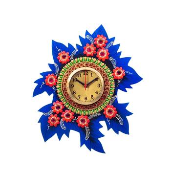 Handcrafted Papier-Mache Leaf Shape Wall Clock 1