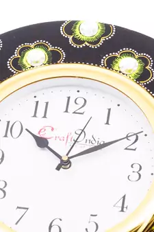 Analog Wall Clock        (Red & Green, With Glass)