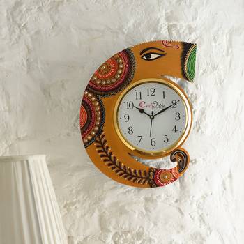 Handicraft Lord Ganesha Analog Wall Clock        (Yellow & Green, With Glass) 2