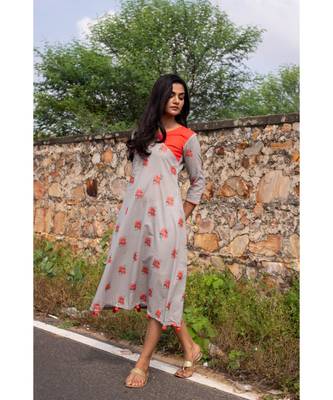 grey woven cotton stitched dresses 1
