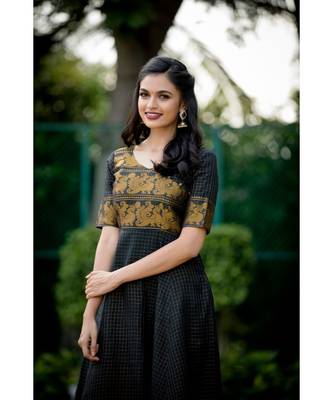 black woven cotton stitched dresses 4
