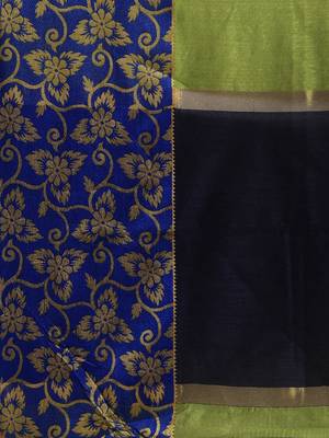Green woven silk blend saree with blouse 4