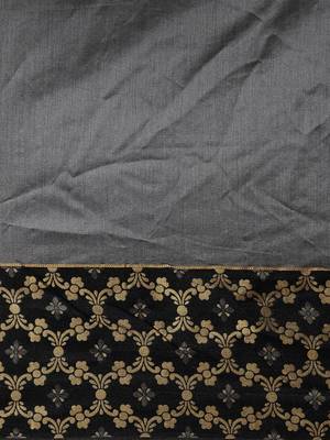 Grey woven silk blend saree with blouse 5