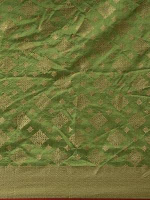 Green woven silk blend saree with blouse 5
