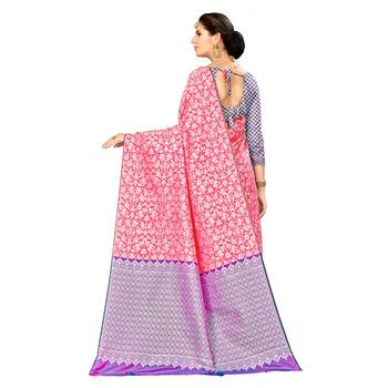 Multicolor Woven Banarasi Silk Saree With Blouse 3