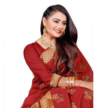Red Woven  Art Silk Saree With Blouse 3