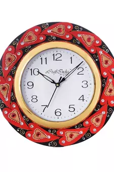 Creative Crystal studded Red Hearts Wooden Handcrafted Wall Clock